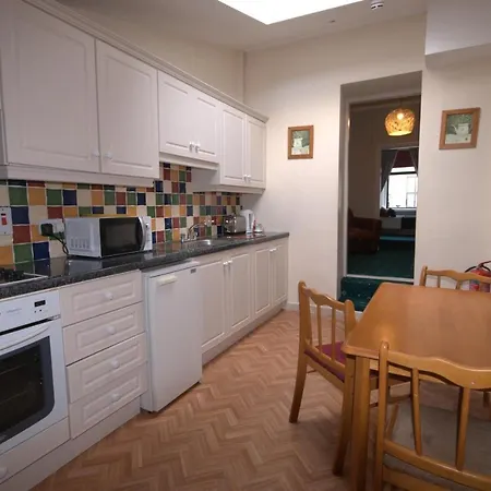 Daire Lizzys Little Kitchen Town *